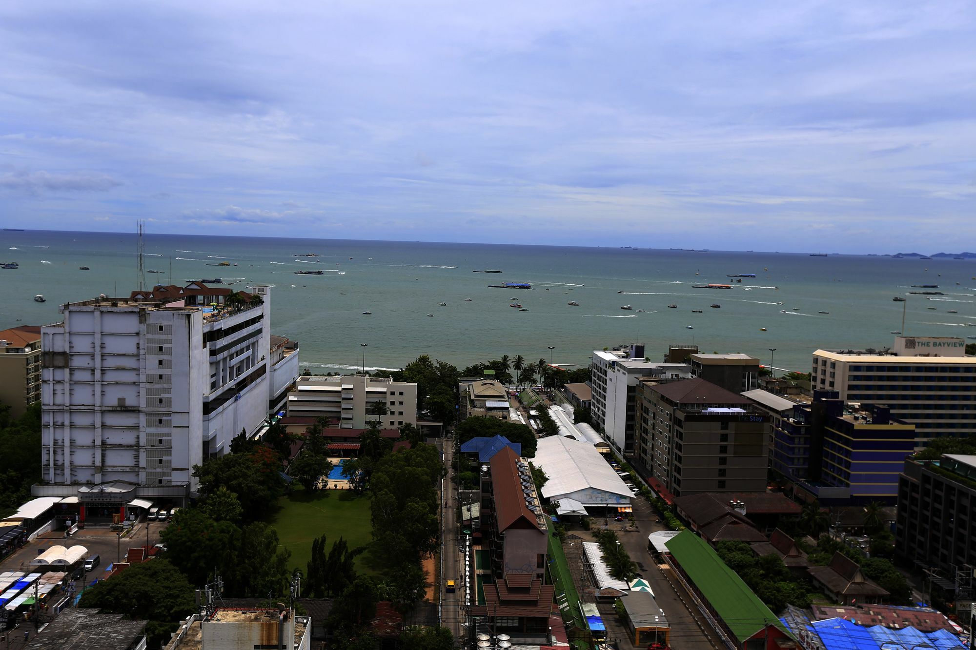 The Base Pattaya Exterior foto