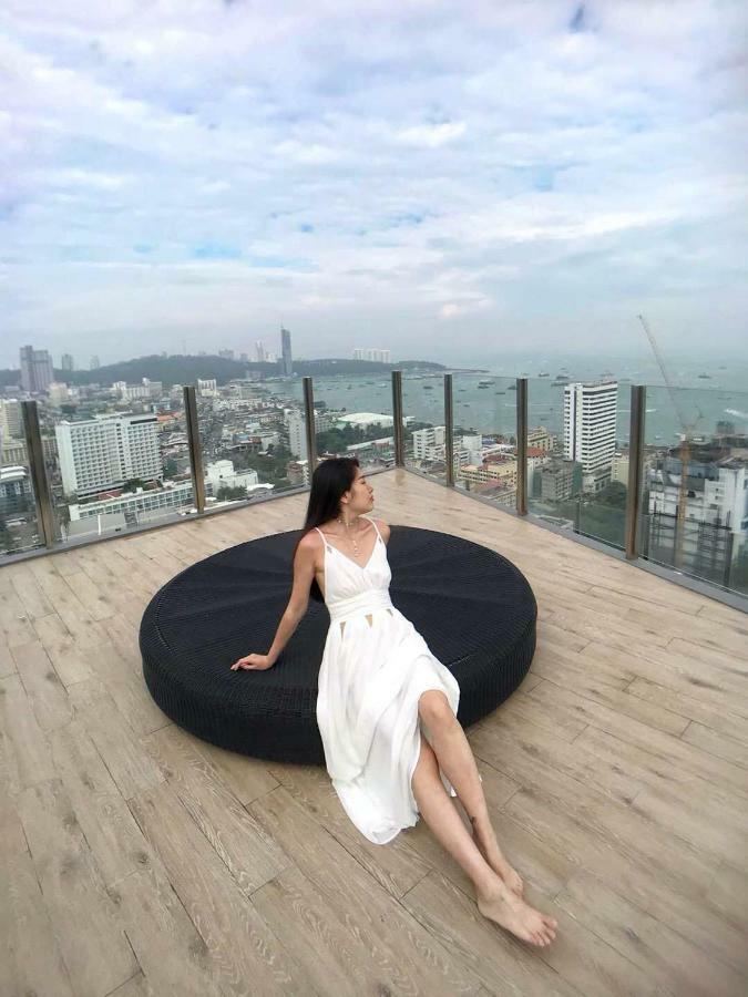 The Base Pattaya Exterior foto